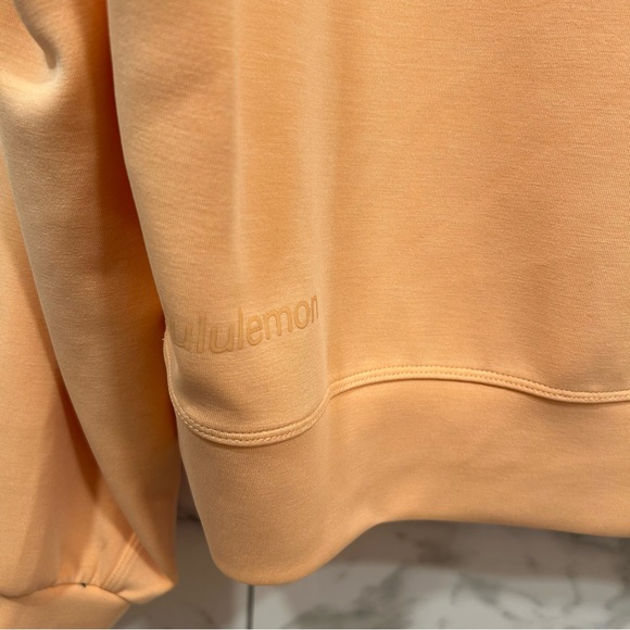 Lululemon crewneck size 8 - Picture 4 of 4